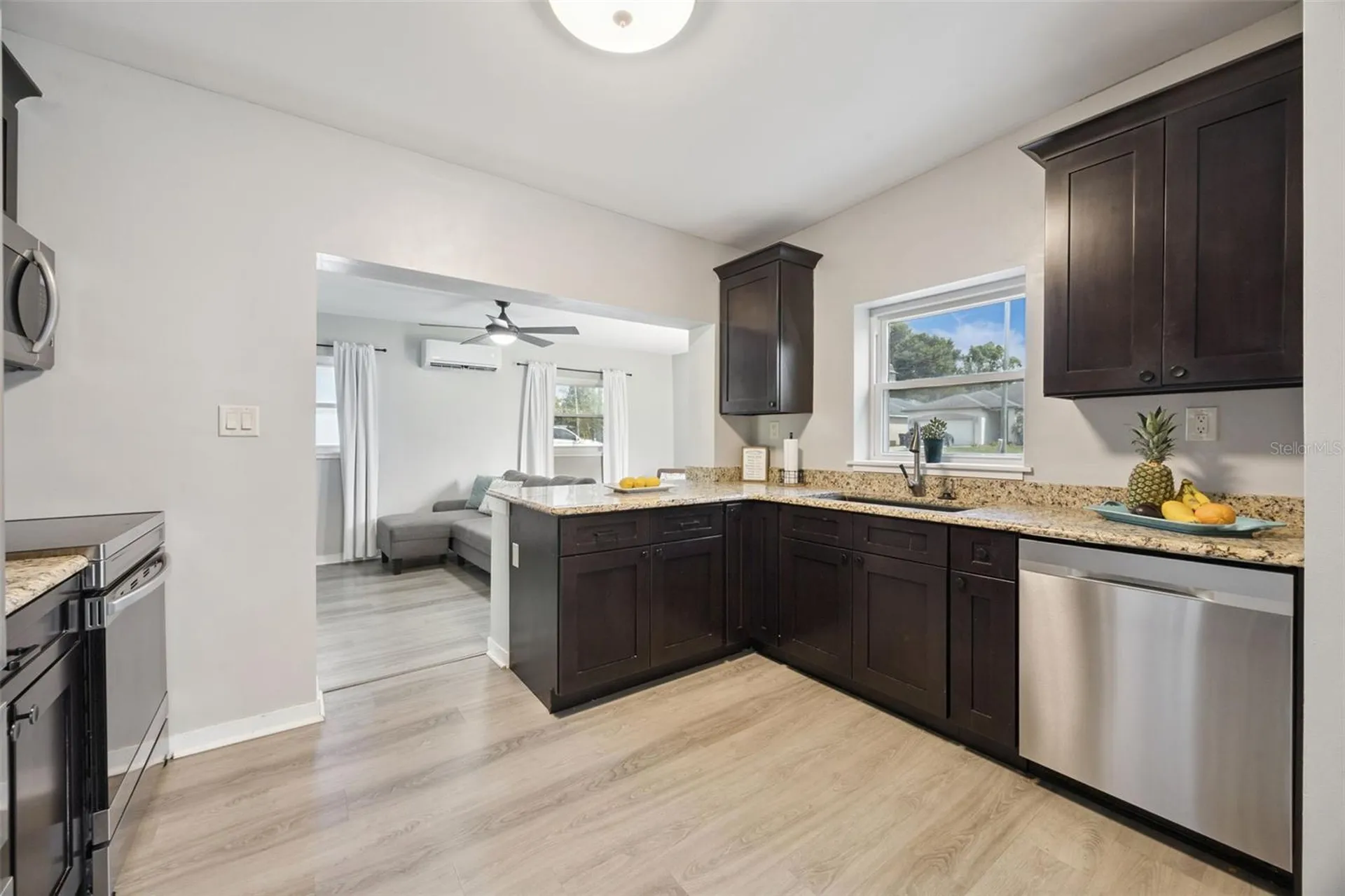 1909 White Avenue Orlando FL 32806
