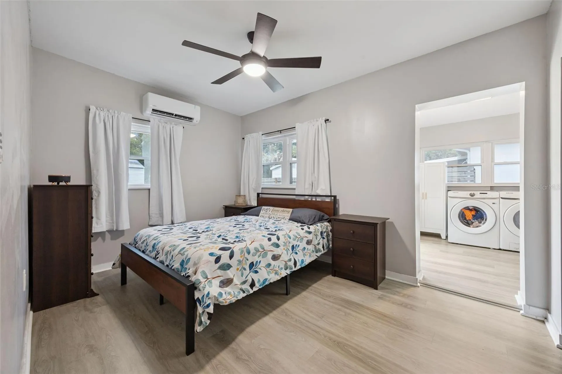 1909 White Avenue Orlando FL 32806