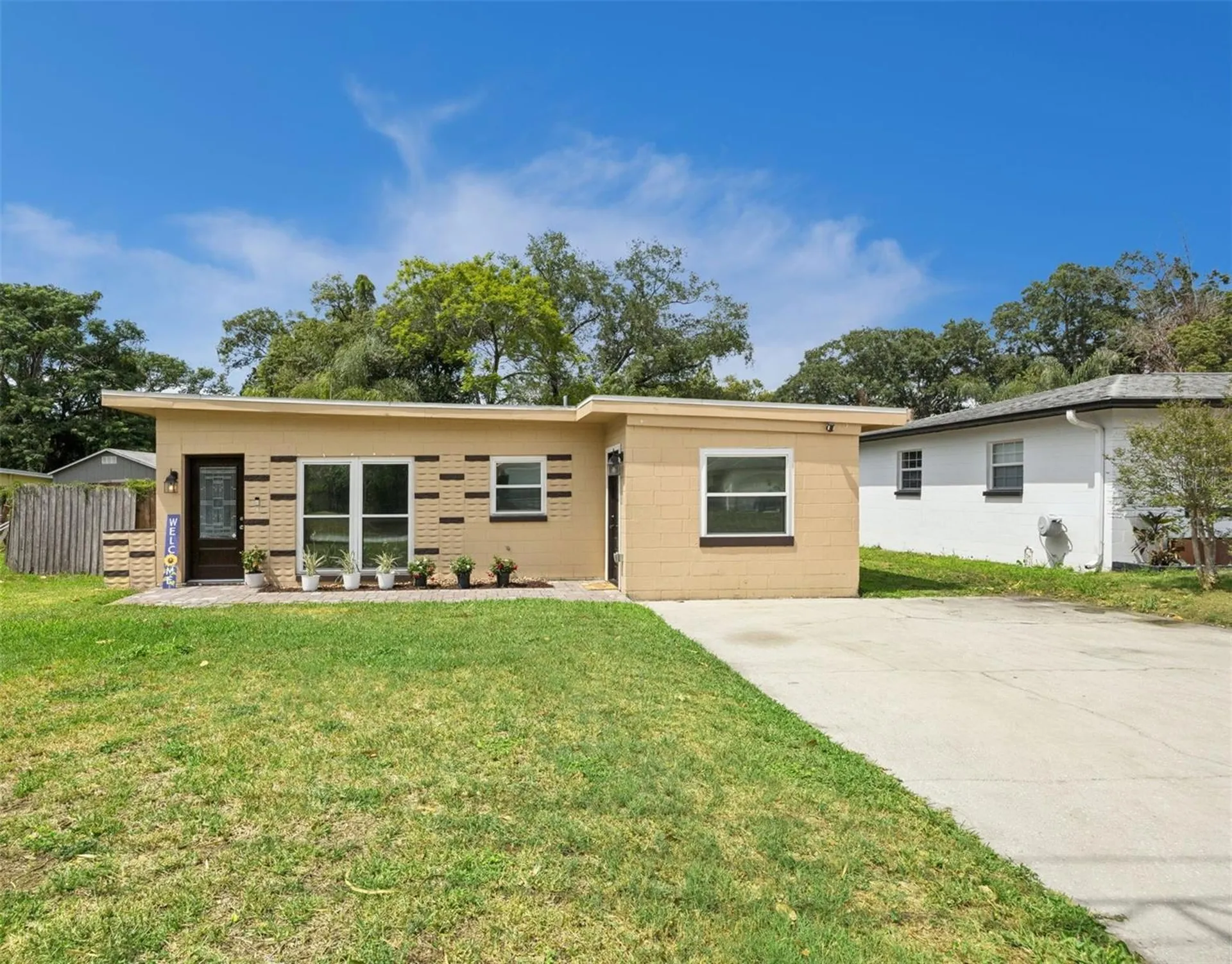 1909 White Avenue Orlando FL 32806