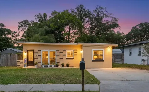 1909 White Avenue Orlando FL 32806