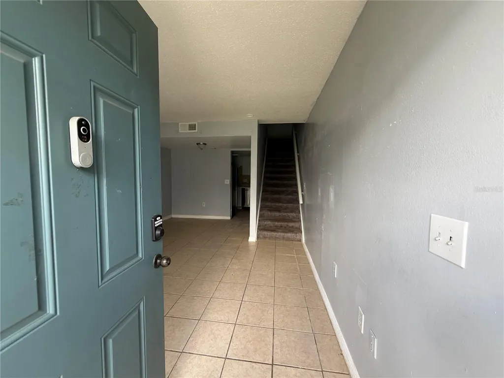 4215 S Semoran Boulevard Orlando FL 32822