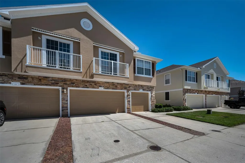 617 52nd Avenue N St Petersburg FL 33703