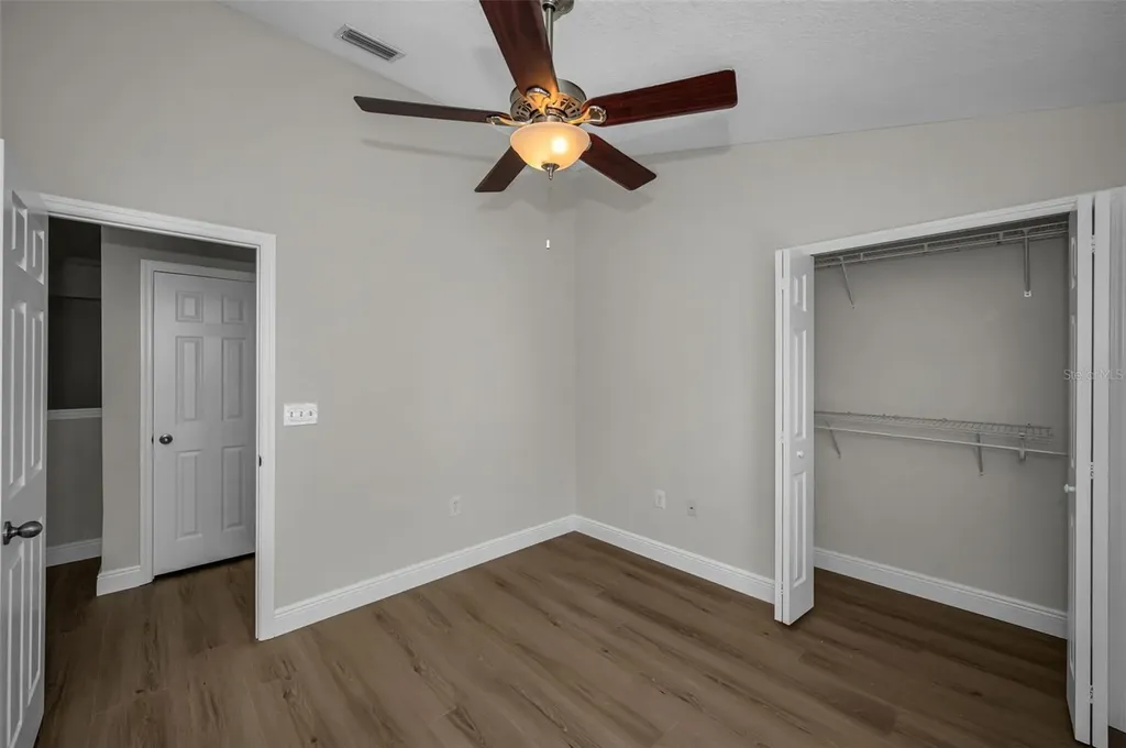 617 52nd Avenue N St Petersburg FL 33703
