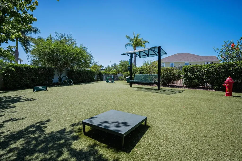 617 52nd Avenue N St Petersburg FL 33703
