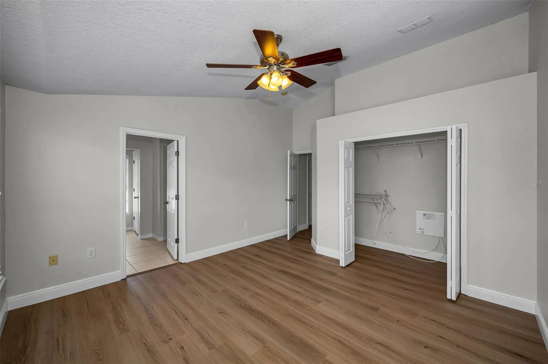 617 52nd Avenue N St Petersburg FL 33703