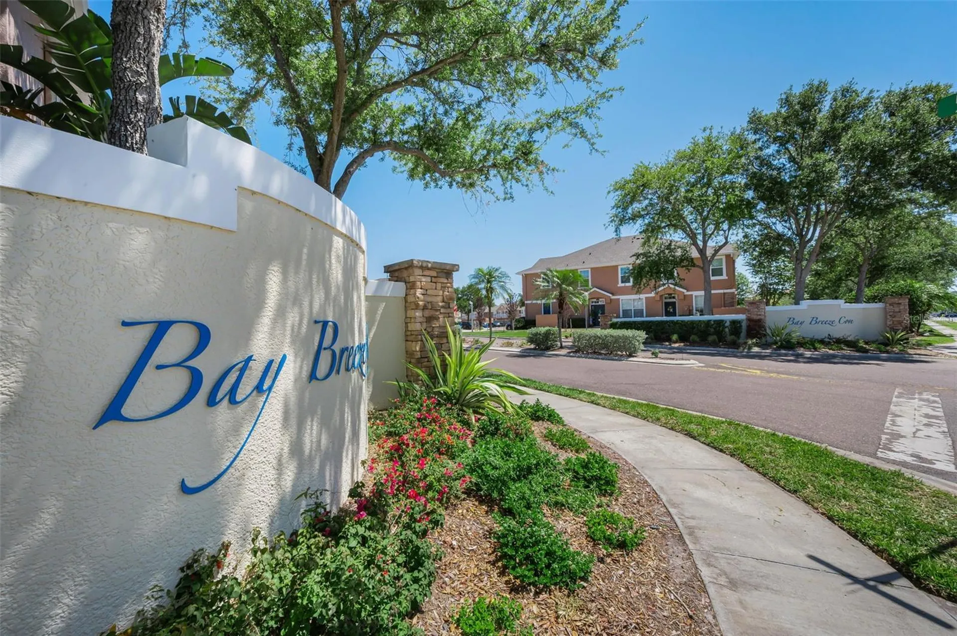 617 52nd Avenue N St Petersburg FL 33703