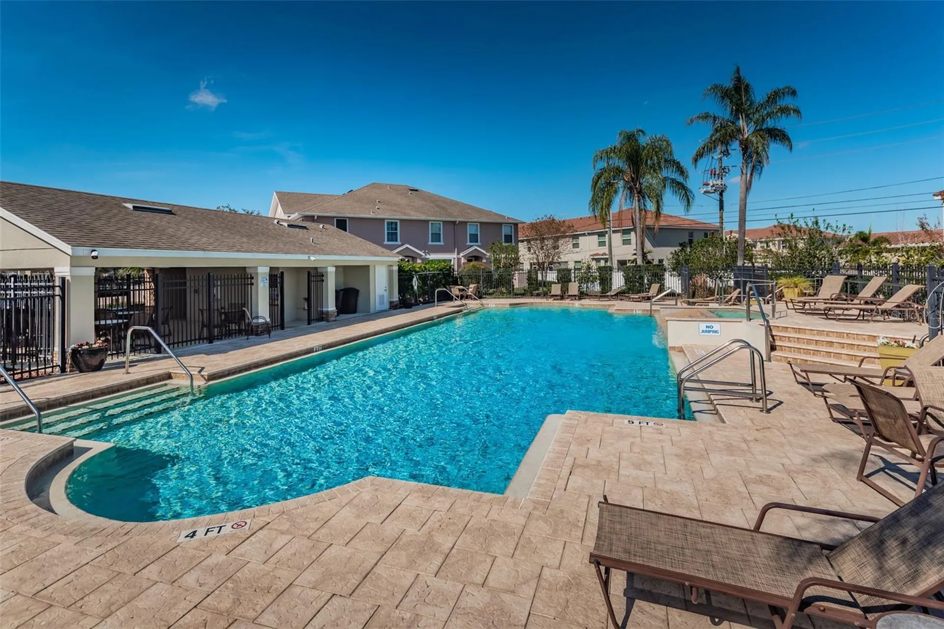 617 52nd Avenue N St Petersburg FL 33703