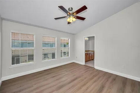 617 52nd Avenue N St Petersburg FL 33703