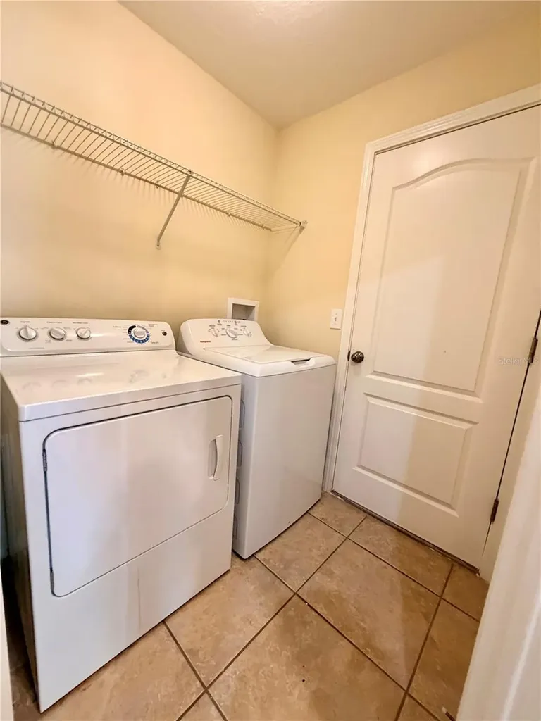 13181 Royal Pines Avenue Riverview FL 33579