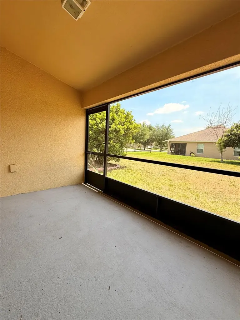 13181 Royal Pines Avenue Riverview FL 33579