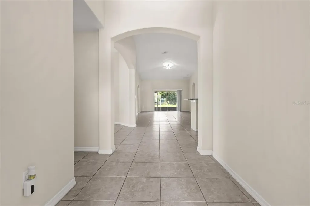 13181 Royal Pines Avenue Riverview FL 33579