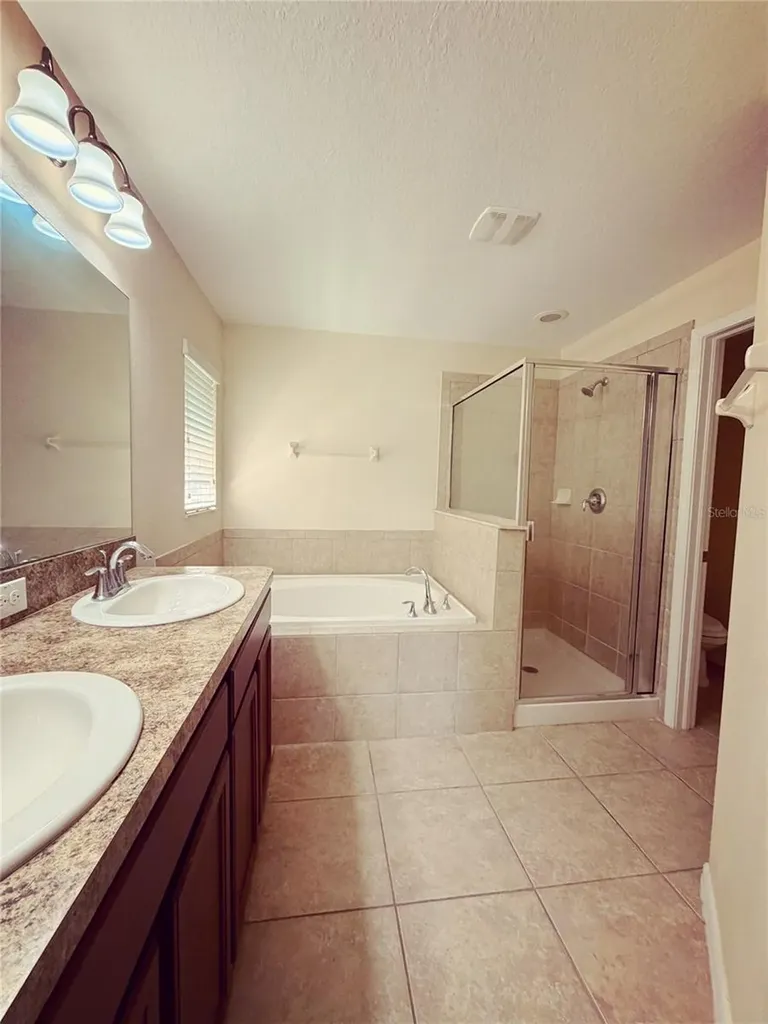 13181 Royal Pines Avenue Riverview FL 33579