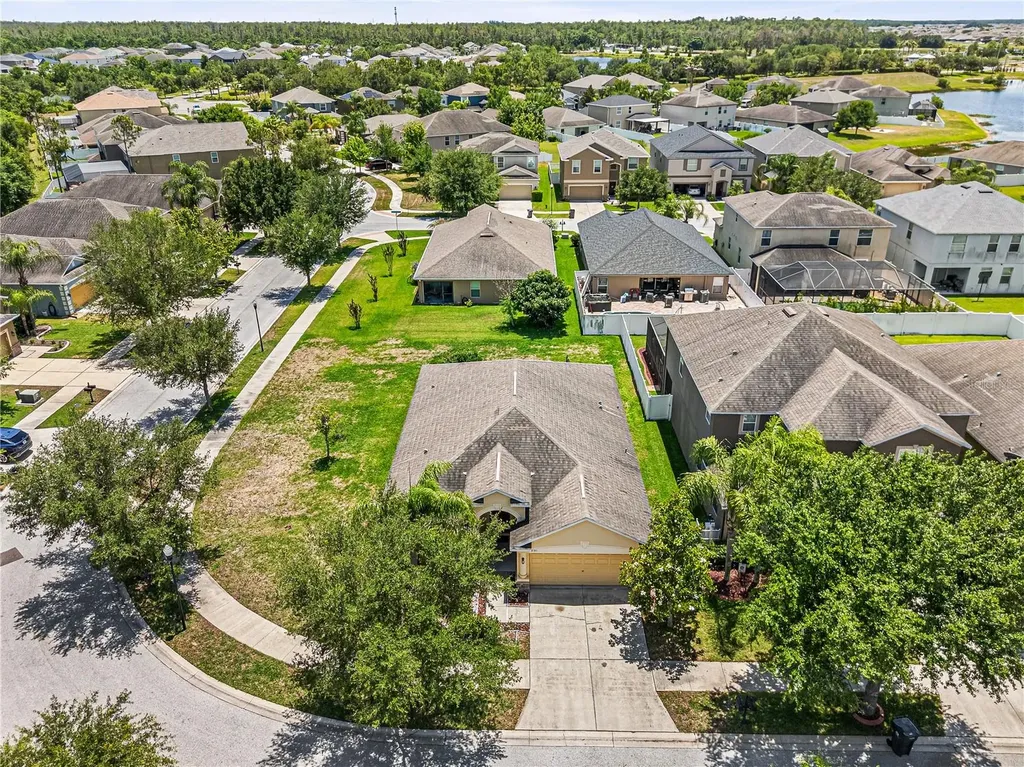 13181 Royal Pines Avenue Riverview FL 33579