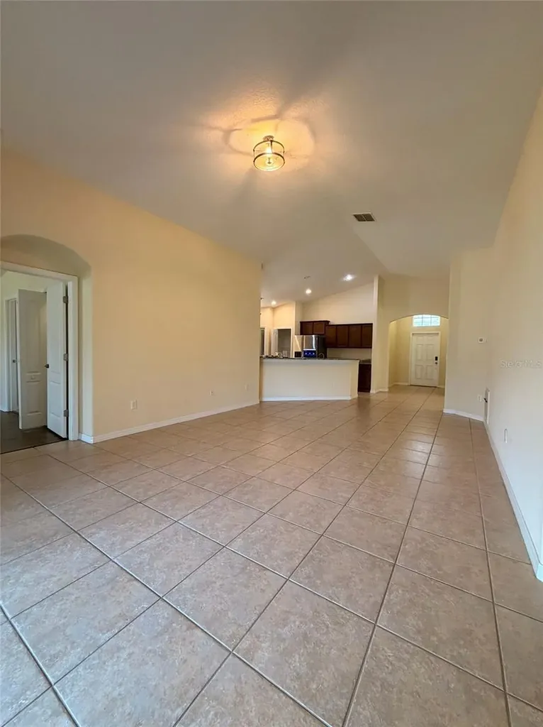 13181 Royal Pines Avenue Riverview FL 33579