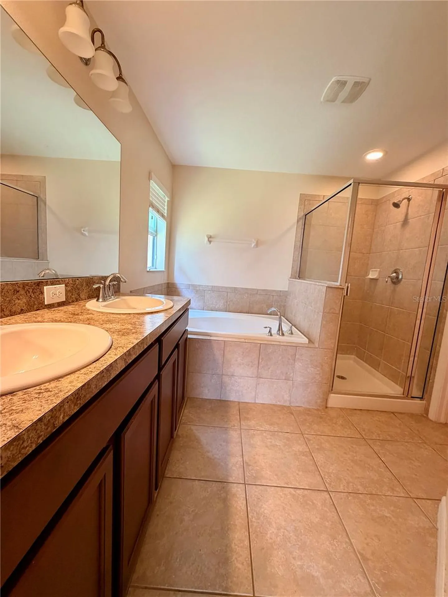 13181 Royal Pines Avenue Riverview FL 33579