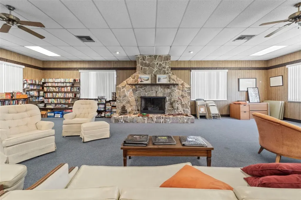 400 Glennes Lane Dunedin FL 34698