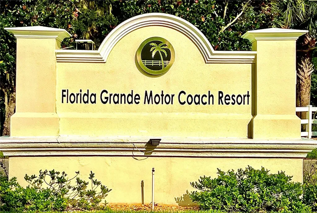 4982 SE 92nd Boulevard Webster FL 33597
