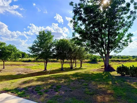 4982 SE 92nd Boulevard Webster FL 33597