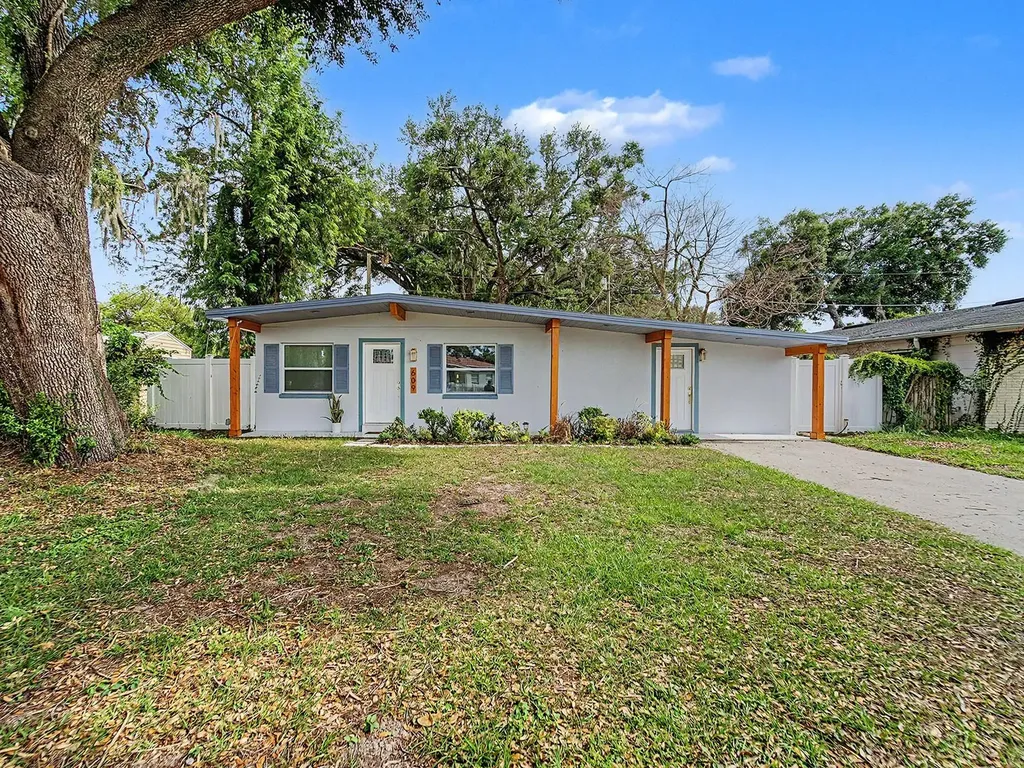 609 Fairmont Drive Brandon FL 33511