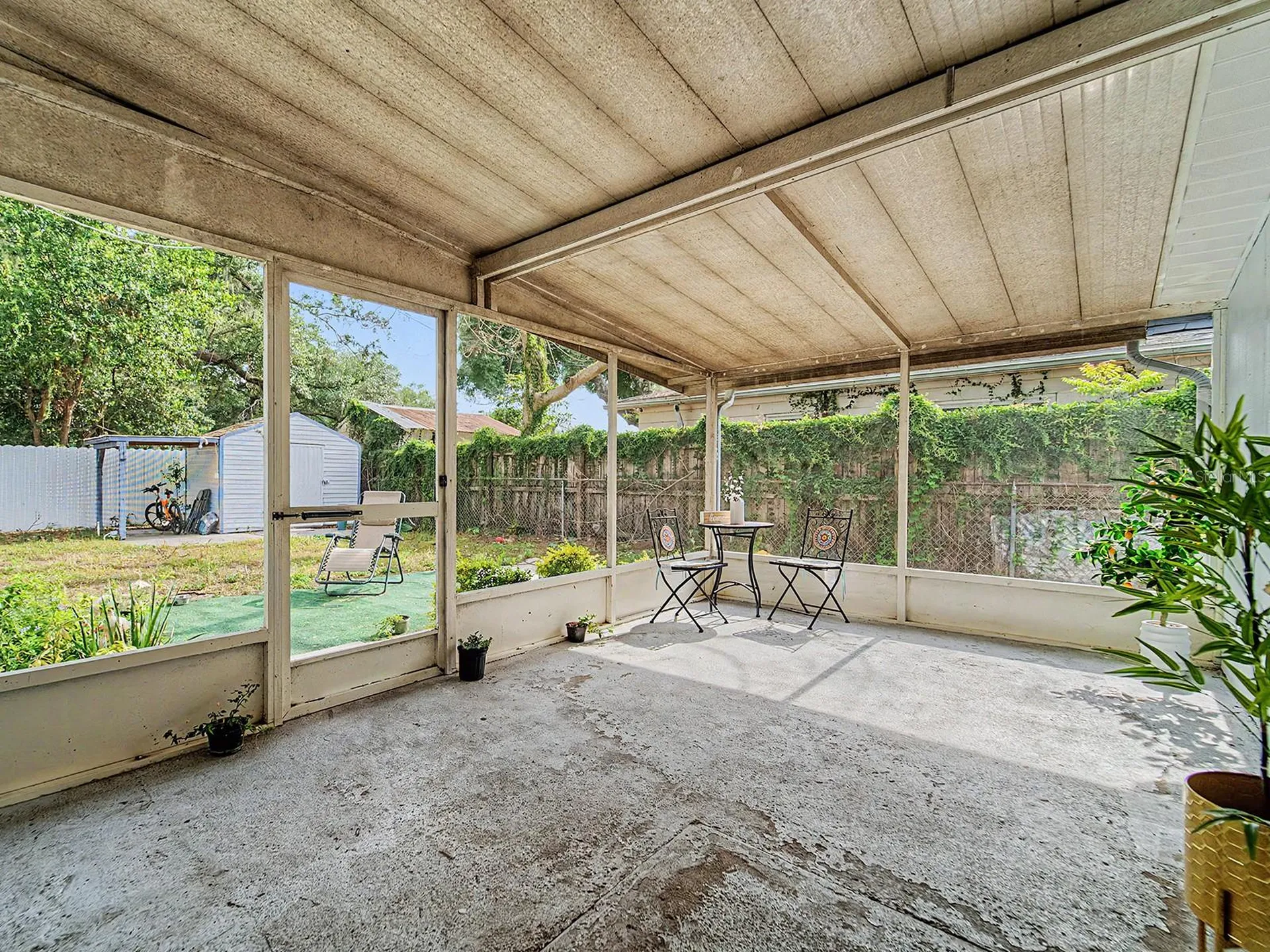 609 Fairmont Drive Brandon FL 33511