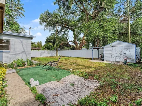 609 Fairmont Drive Brandon FL 33511