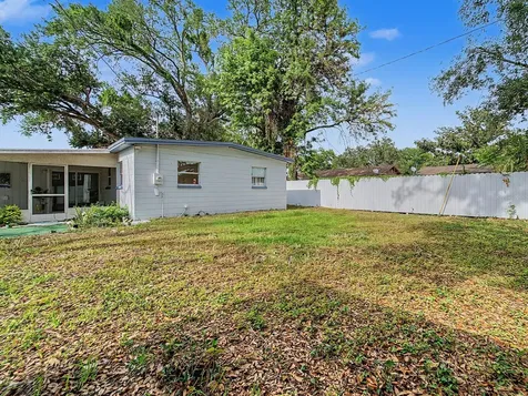 609 Fairmont Drive Brandon FL 33511