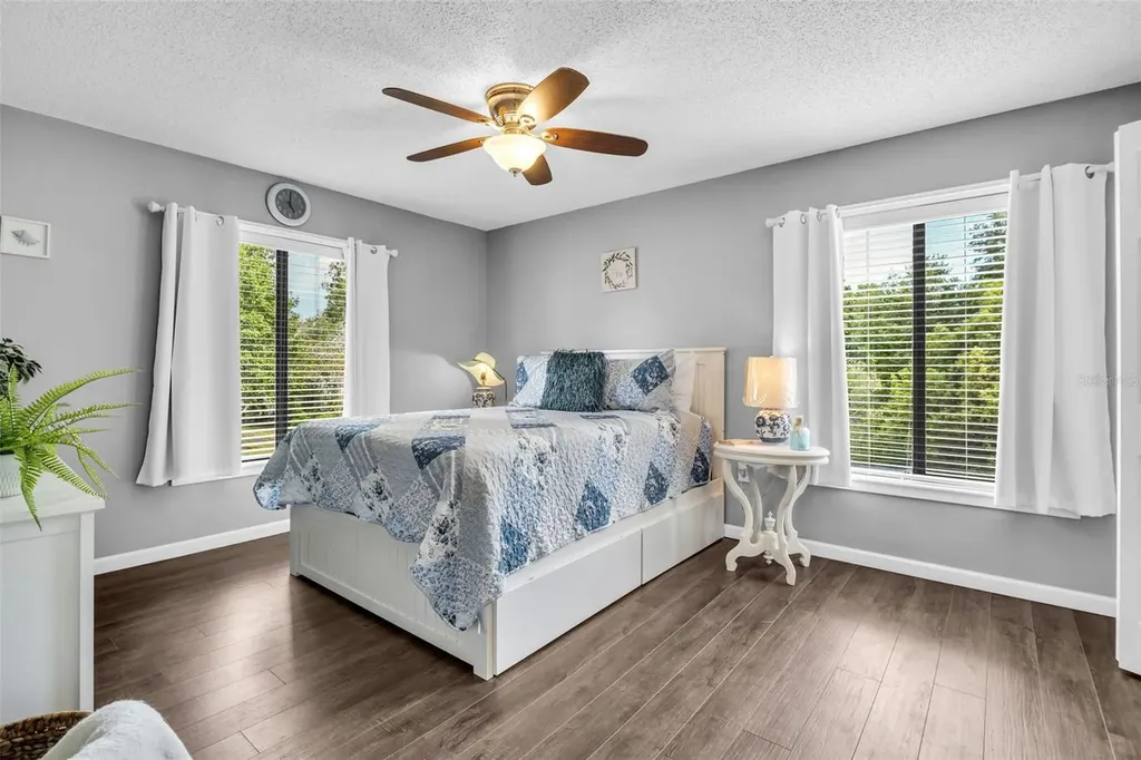 2642 Pine Ridge Way S Palm Harbor FL 34684