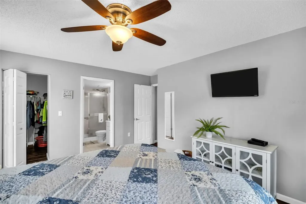 2642 Pine Ridge Way S Palm Harbor FL 34684