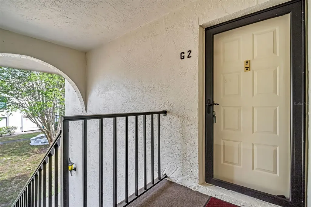 2642 Pine Ridge Way S Palm Harbor FL 34684
