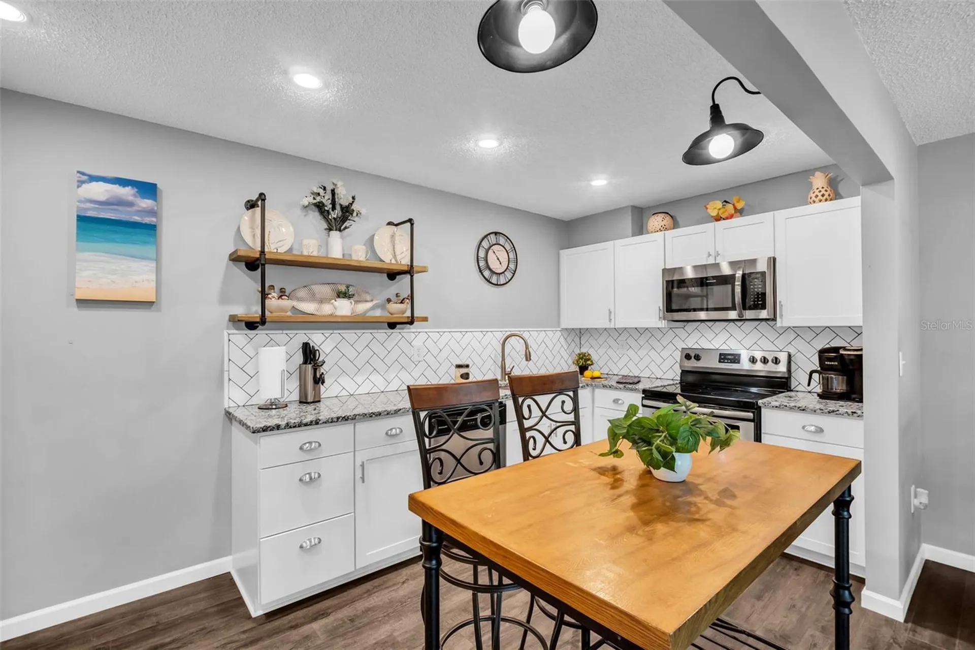 2642 Pine Ridge Way S Palm Harbor FL 34684