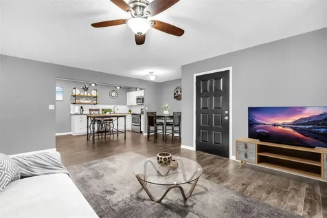 2642 Pine Ridge Way S Palm Harbor FL 34684