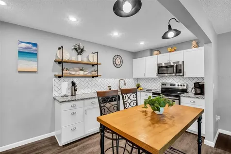 2642 Pine Ridge Way S Palm Harbor FL 34684