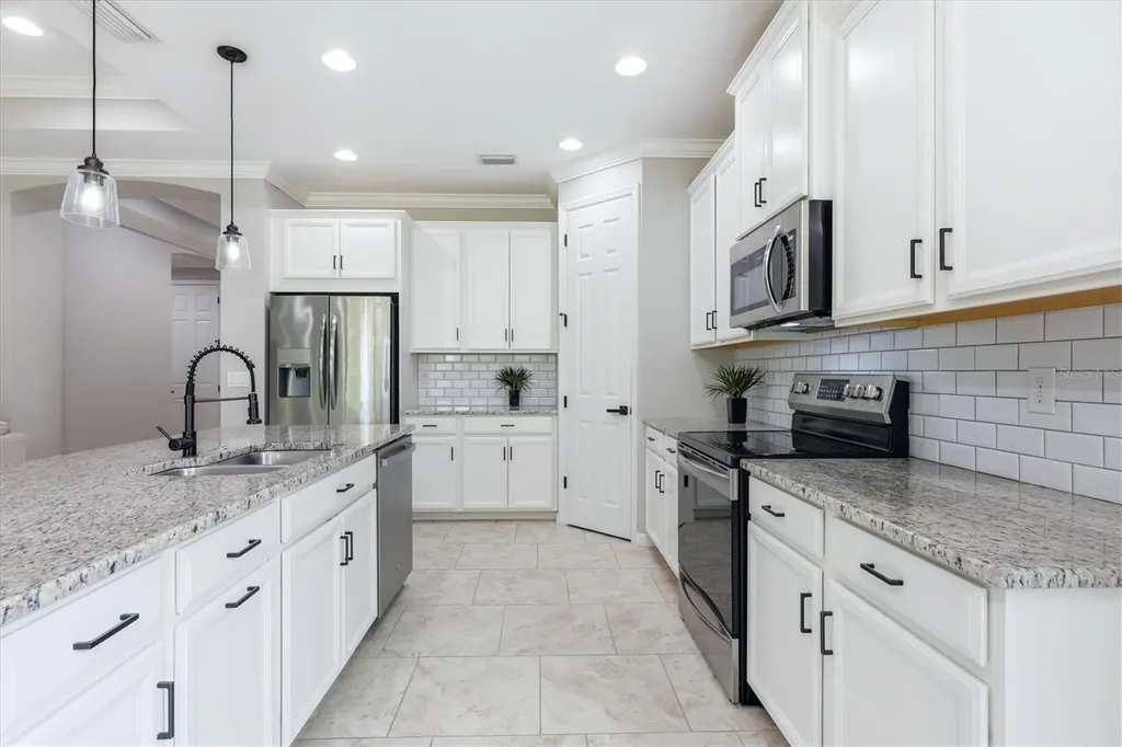 332 Toscavilla Boulevard Nokomis FL 34275