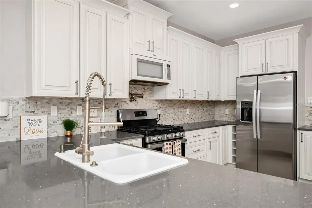 10209 Andover Point Circle Orlando FL 32825