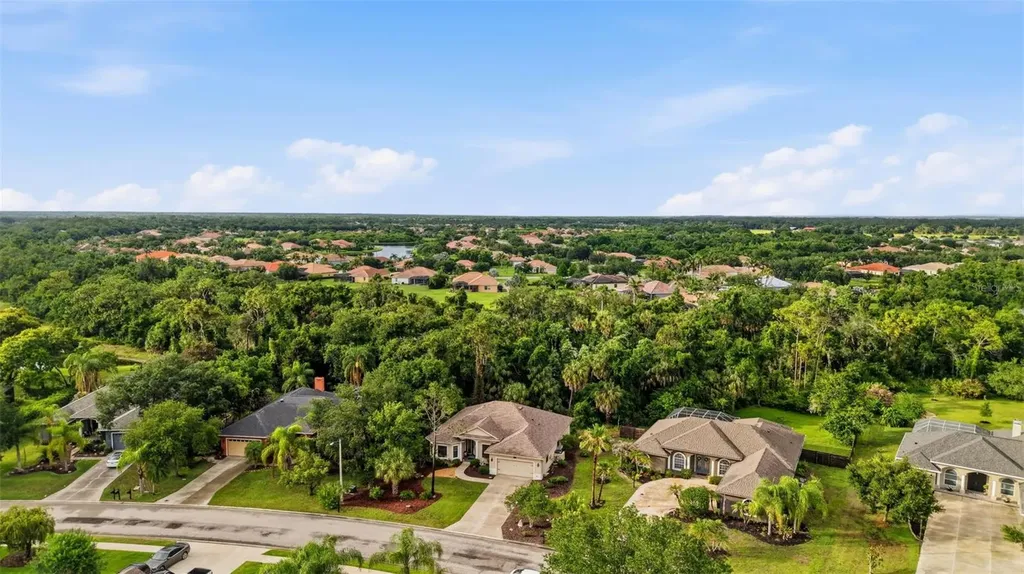 235 147th Street NE Bradenton FL 34212