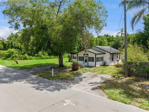 1203 Sasoon Avenue Orlando FL 32803