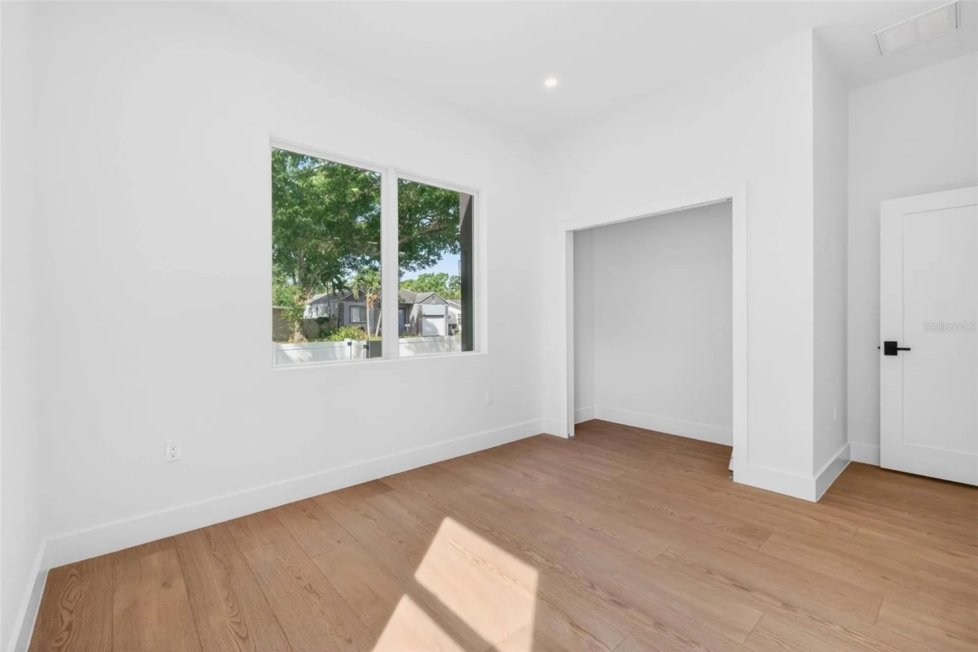 4365 Iris Street N St Petersburg FL 33714