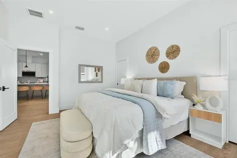 4365 Iris Street N St Petersburg FL 33714