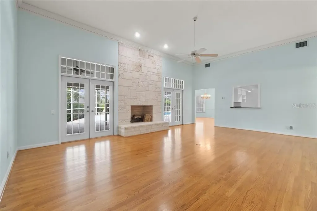 725 Heritage Drive NE Winter Haven FL 33881