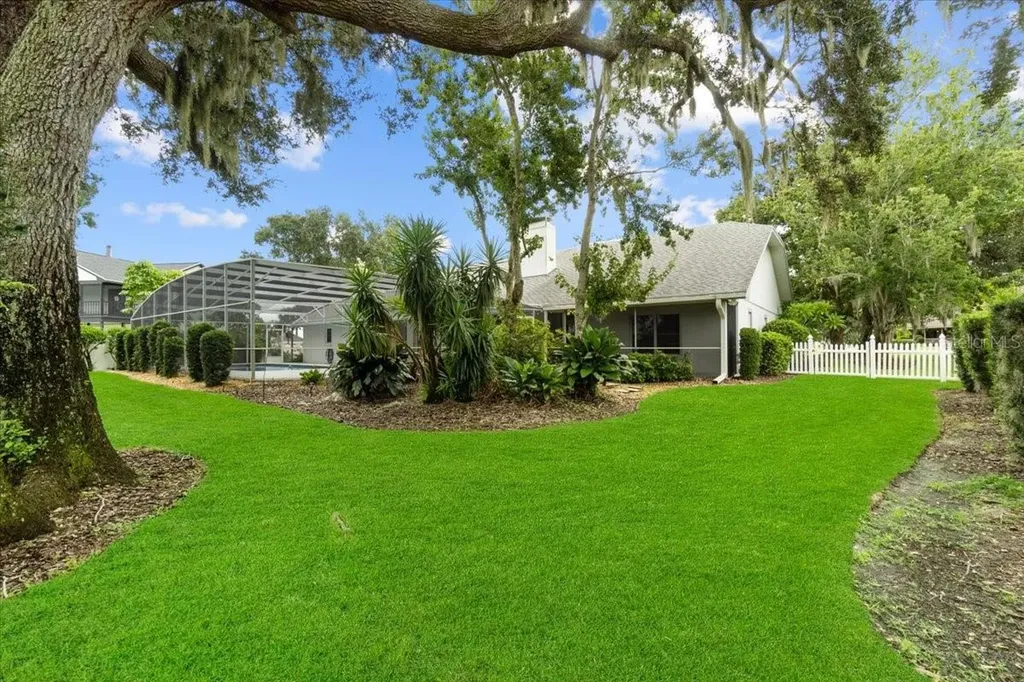 725 Heritage Drive NE Winter Haven FL 33881