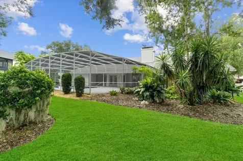 725 Heritage Drive NE Winter Haven FL 33881