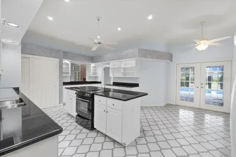725 Heritage Drive NE Winter Haven FL 33881