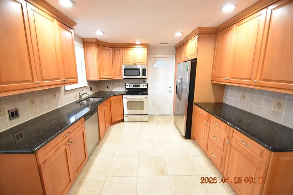 3223 W Wyoming Avenue Tampa FL 33611
