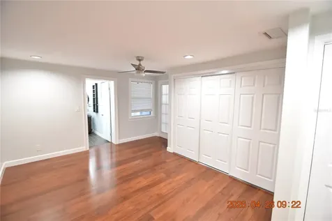 3223 W Wyoming Avenue Tampa FL 33611