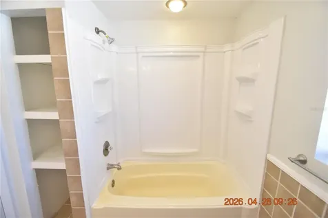 3223 W Wyoming Avenue Tampa FL 33611