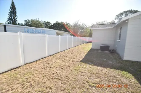 3223 W Wyoming Avenue Tampa FL 33611