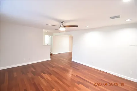 3223 W Wyoming Avenue Tampa FL 33611
