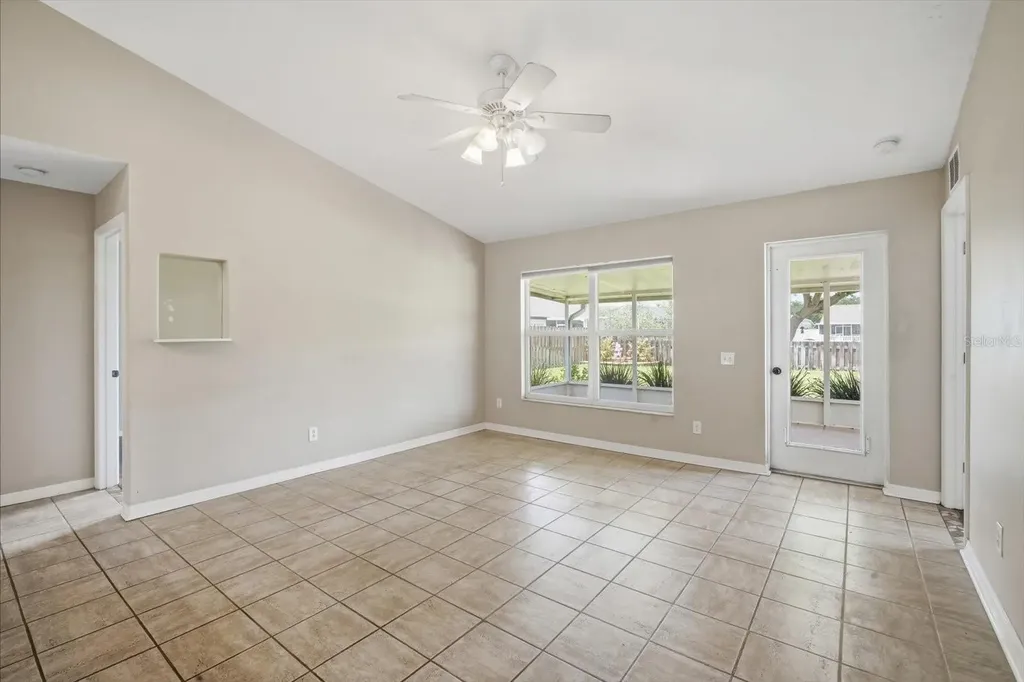 11609 4th Avenue E Bradenton FL 34212