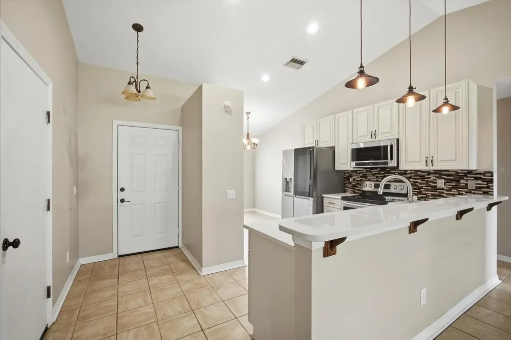 11609 4th Avenue E Bradenton FL 34212