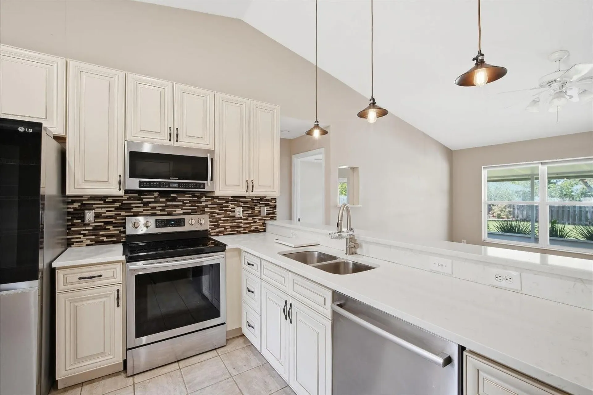 11609 4th Avenue E Bradenton FL 34212